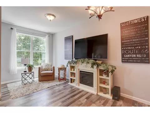 23353 E Chenango Pl, Aurora, CO 80016 photo 3