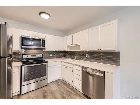 750 S Clinton St #2C, Denver, CO 80247