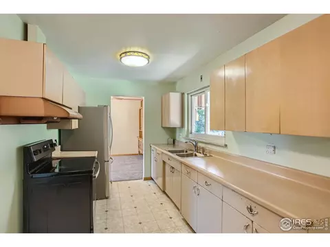 3090 Dover Dr, Boulder, CO 80305 photo 11