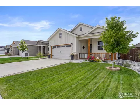 1126 Johnson St, Wiggins, CO 80654 photo 2