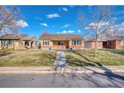 2932 Dahlia St, Denver, CO 80207