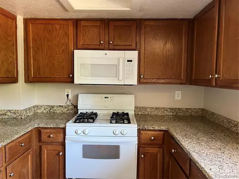 Undisclosed, Aurora, CO 80013 photo 12