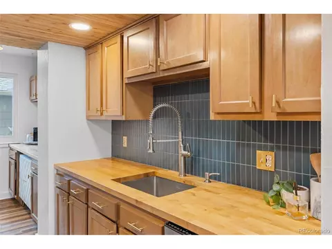 8674 Carr Loop, Arvada, CO 80005 photo 5