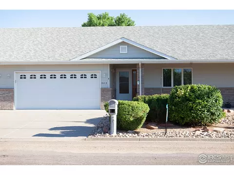 814 Iris Dr #B, Sterling, CO 80751 photo 2