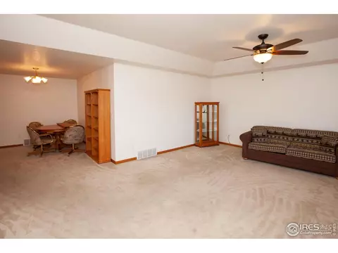 814 Iris Dr #B, Sterling, CO 80751 photo 4