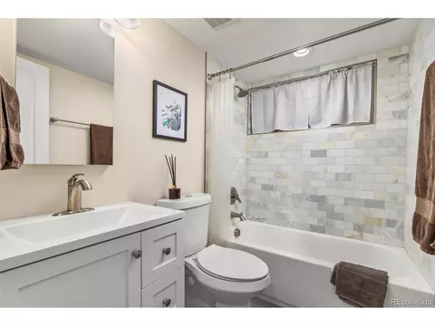 Bath - 1884 Cherry St, Denver, CO 80220 photo 4 of 4
