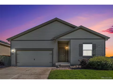 301 Evans Ave, Keenesburg, CO 80643