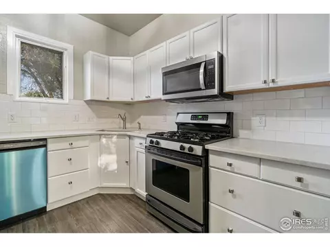 305 E B St, Ault, CO 80610 photo 9