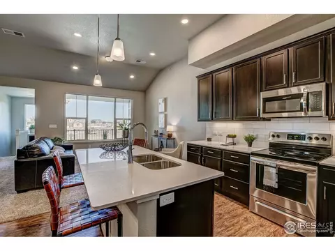 370 High Point Dr #D-205, Longmont, CO 80504