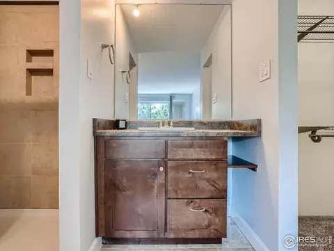 6438 E Bates Ave, Denver, CO 80222 photo 18