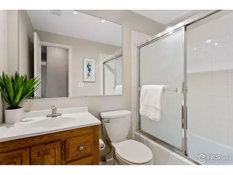 948 E 6th Ave, Broomfield, CO 80020 photo 11