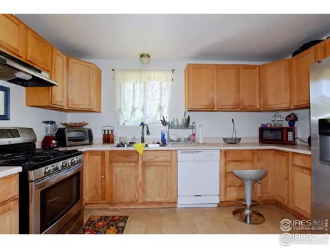 3813 Larson Ave, Evans, CO 80620 photo 9