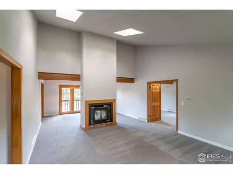 8795 Streamcrest Dr, Boulder, CO 80302 photo 5