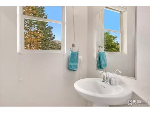 711 E 22nd Ave, Denver, CO 80205 photo 23