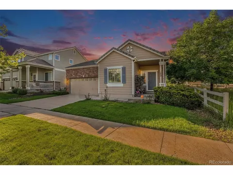 142 S Altura Ct, Aurora, CO 80012