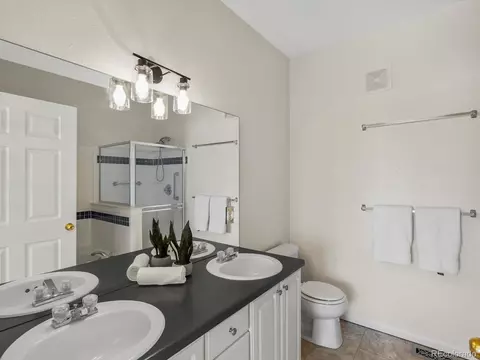 12335 E 2nd Dr, Aurora, CO 80011 photo 14