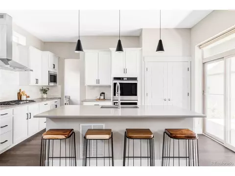 9628 E 57th Ave, Denver, CO 80238 photo 4