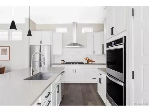 9628 E 57th Ave, Denver, CO 80238 photo 6
