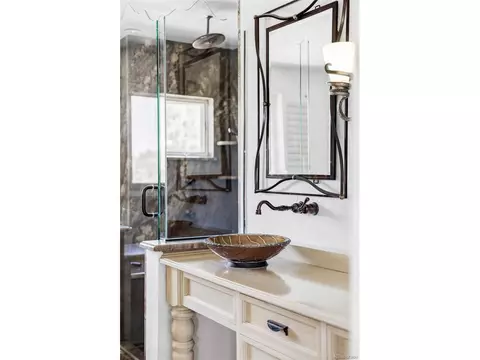 Bath - Undisclosed, Centennial, CO 80016 photo 2 of 9