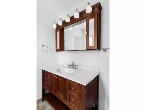 Bath - Undisclosed, Centennial, CO 80016 photo 5 of 9