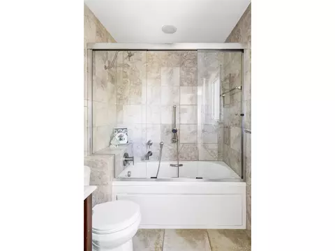 Bath - Undisclosed, Centennial, CO 80016 photo 6 of 9