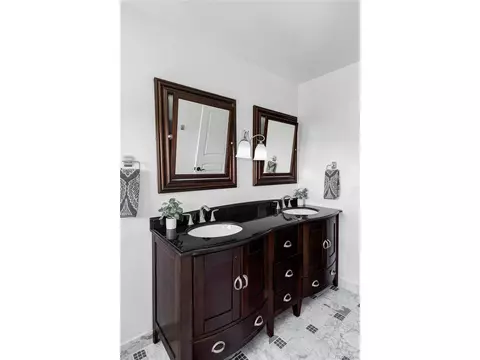 Bath - Undisclosed, Centennial, CO 80016 photo 7 of 9