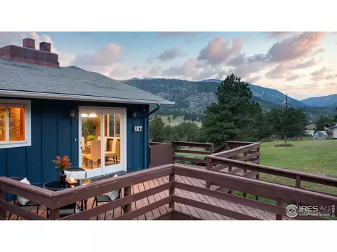 127 Button Rock Rd, Lyons, CO 80540 photo 1