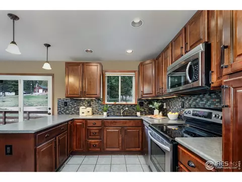 127 Button Rock Rd, Lyons, CO 80540 photo 8