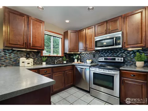 127 Button Rock Rd, Lyons, CO 80540 photo 4