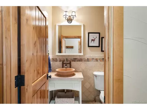 Bath - 1669 Sunset Dr, Tabernash, CO 80478 photo 4 of 7