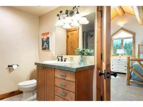 Bath - 1669 Sunset Dr, Tabernash, CO 80478 photo 5 of 7