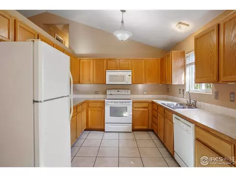2706 Hawk Dr, Evans, CO 80620 photo 8