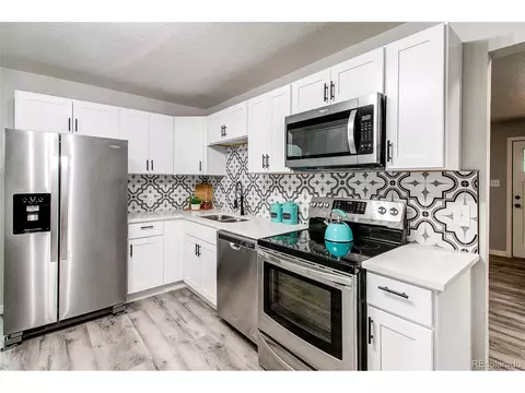 5534 Sable St, Denver, CO 80239 photo 9
