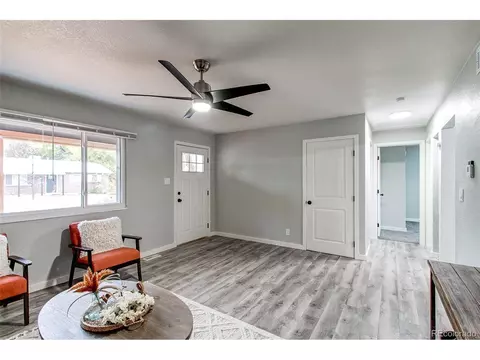 5534 Sable St, Denver, CO 80239 photo 5