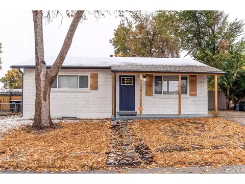 5534 Sable St, Denver, CO 80239 photo 1