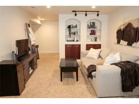 8146 E Harvard Cir, Denver, CO 80231 photo 20