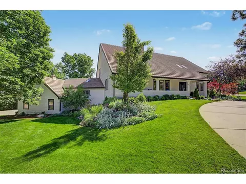 Exterior - 1519 E Maplewood Ct, Littleton, CO 80121 photo 2 of 9