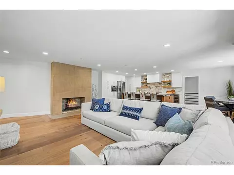 Living - 1519 E Maplewood Ct, Littleton, CO 80121 photo 2 of 5