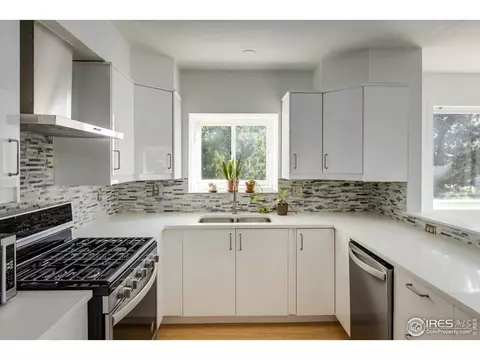 3642 Hazelwood Ct, Boulder, CO 80304 photo 9