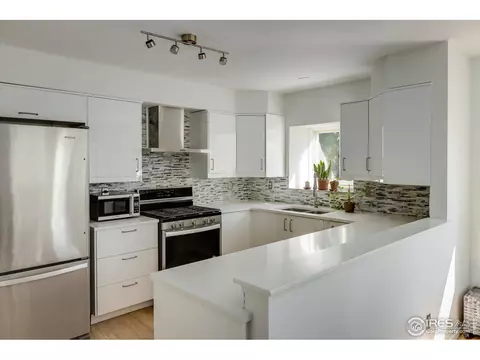 3642 Hazelwood Ct, Boulder, CO 80304 photo 8