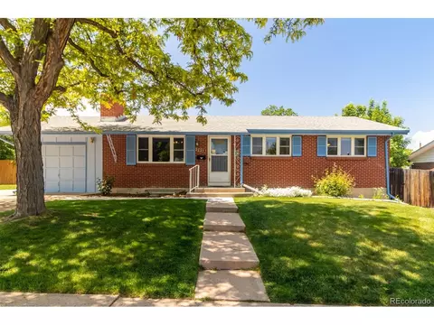 7073 S Cherry St, Centennial, CO 80122