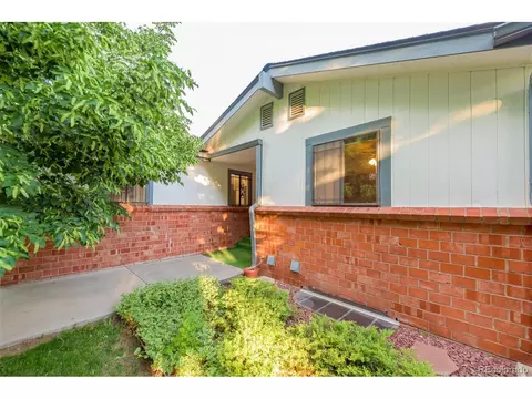 12014 E Maple Ave, Aurora, CO 80012 photo 2
