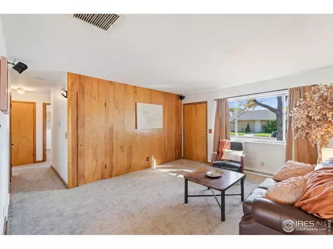 855 9th St, Berthoud, CO 80513 photo 3