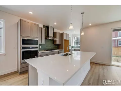 2005 Blue Moon Dr, Windsor, CO 80550 photo 8