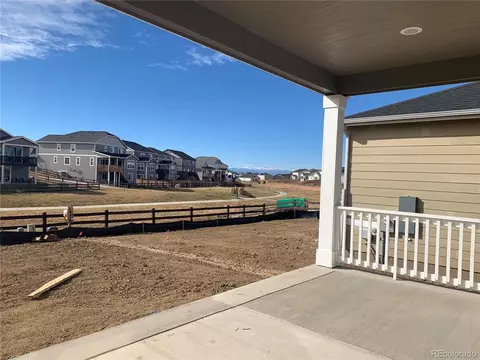 27880 E 10th Dr, Aurora, CO 80018 photo 5