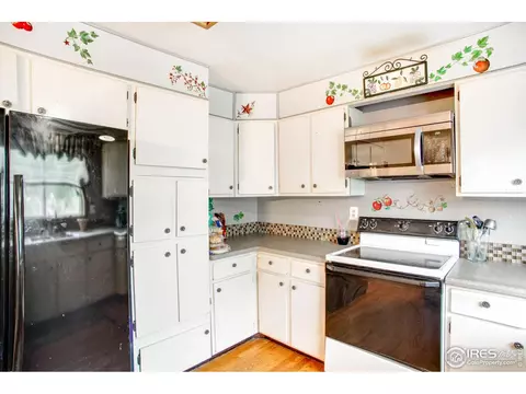 4106 Denver St, Evans, CO 80620 photo 17