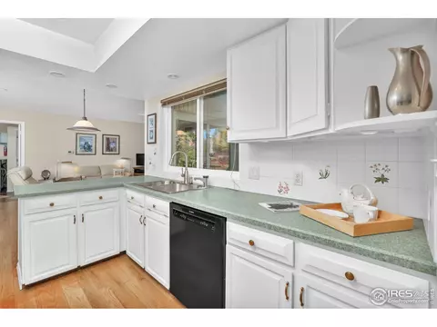 825 Laurel Ave, Boulder, CO 80303 photo 13