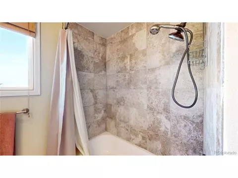 Bath - 4160 Converse Rd, Bennett, CO 80102 photo 6 of 7