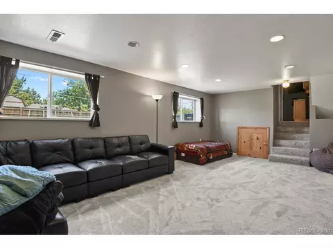 1046 Mobile St, Aurora, CO 80011 photo 13