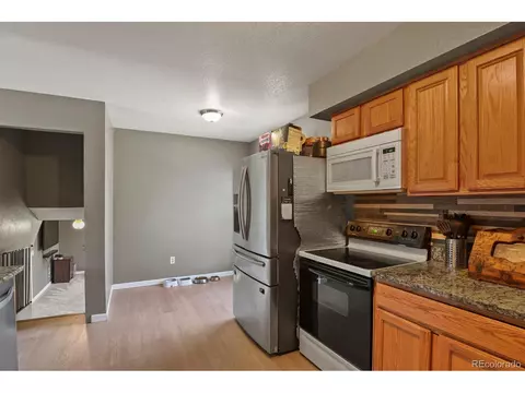 1046 Mobile St, Aurora, CO 80011 photo 6